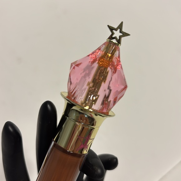 Jeffree Star Magic Star C28 Liquid Concealer - Picture 9 of 10